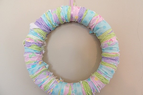 DIY Spring Rag Wreath Tutorial