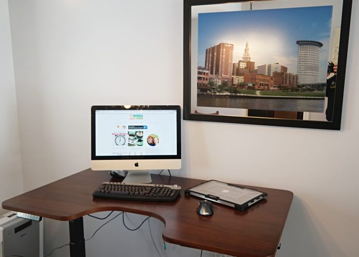 Autonomous SmartDesk 2 Standing Desk, Sit To Stand Desk